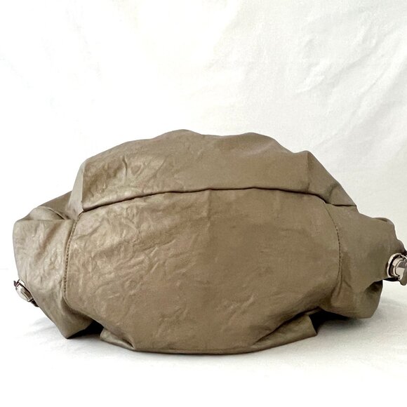 Bueno Gold Matte Metallic Bucket Bag with Scrunch Snap Opening, EC! - Picture 7 of 13